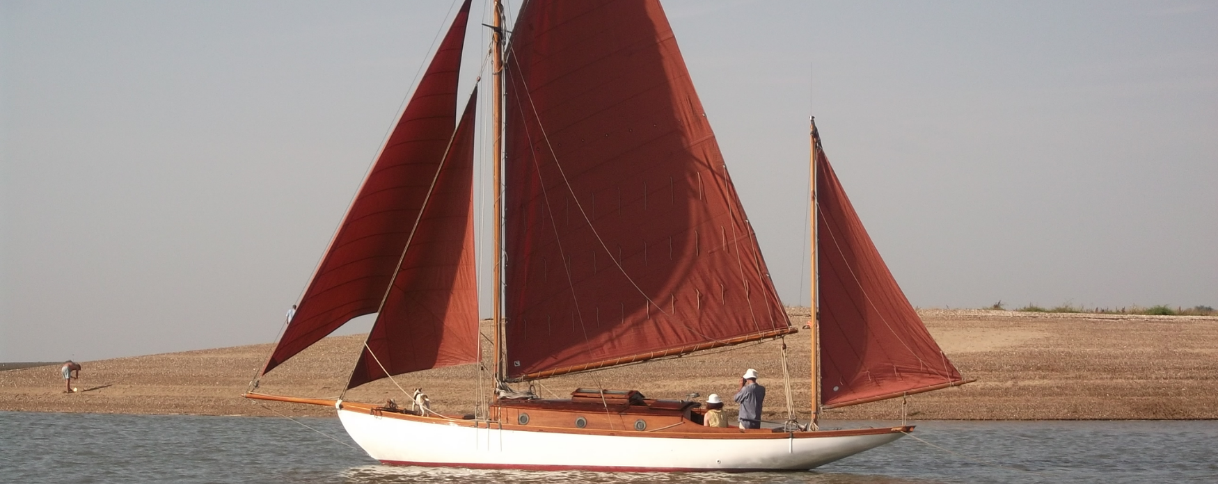 MAL - Gallery - boat Firely